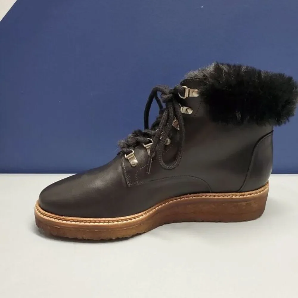 Botkier Winter Boots Women Size 7.5 Black Leather Faux Fur Trim Gum Sole Lace Up